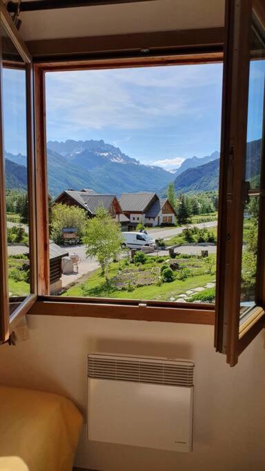 Chalet T3 Duplex Neuf Névache Extérieur photo